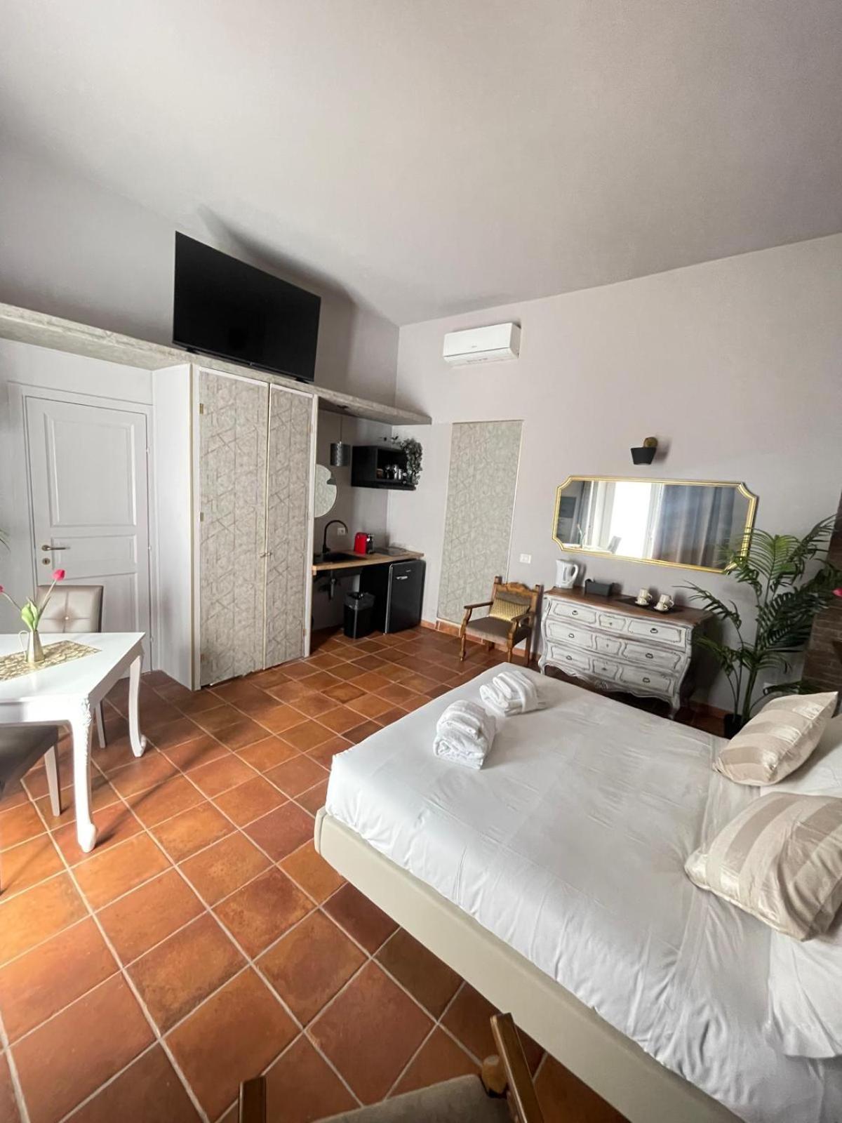 Lucilla'S Suite San Pietro Station Rome Luaran gambar